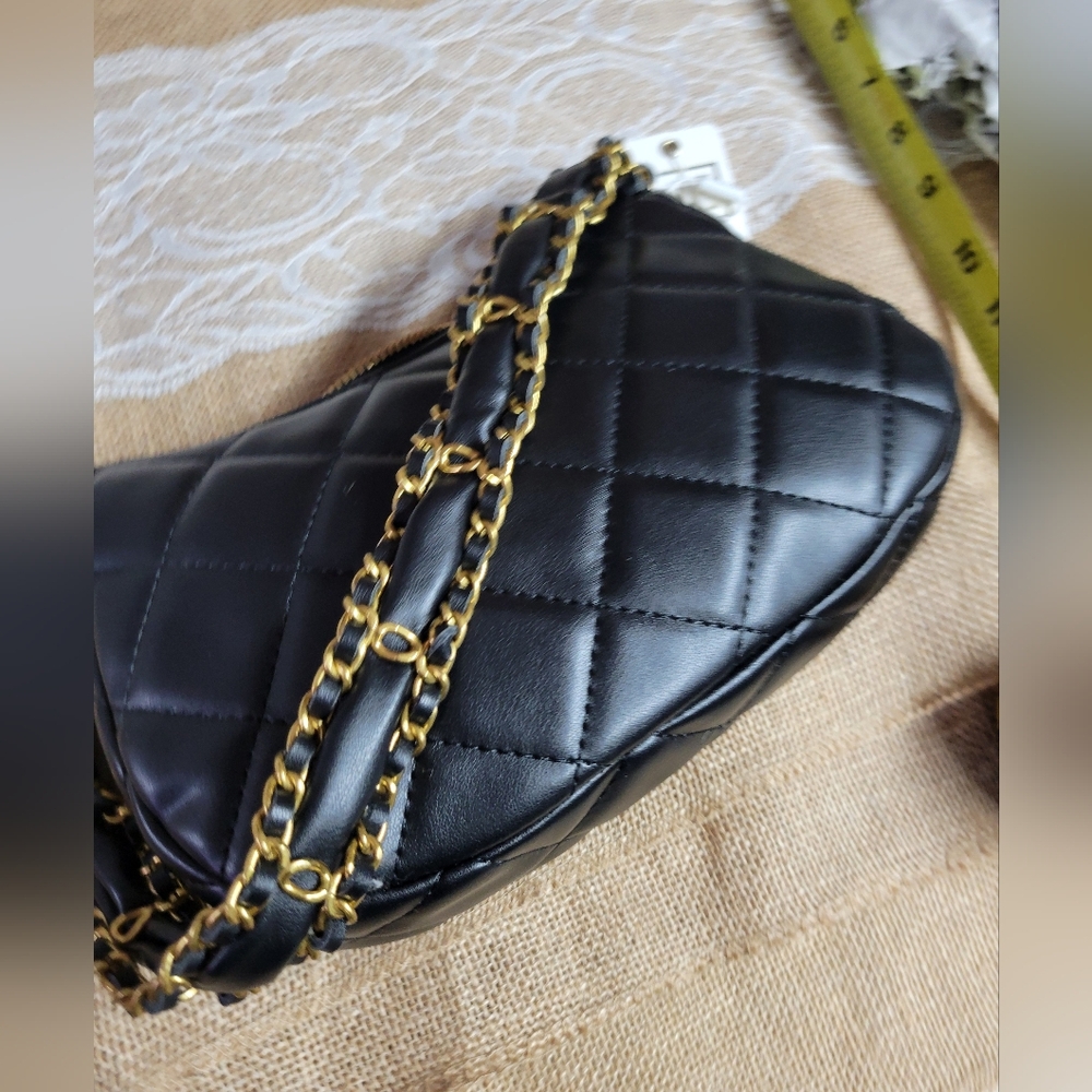 Urban expressions black quilted shoulder bag gold tone metal accent - Picture 11 of 12